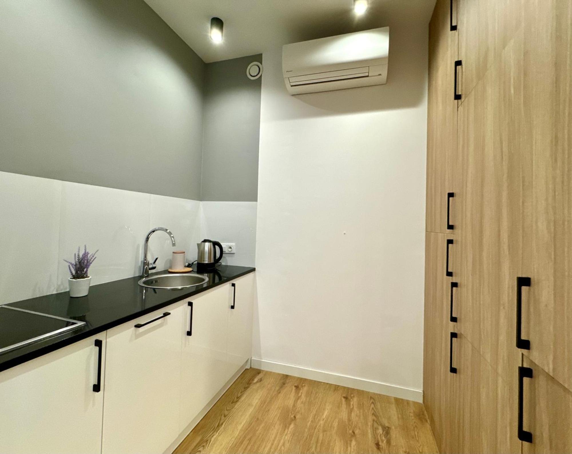 Appartamento K22 Apart In Warsaw Slawinska 505 Esterno foto